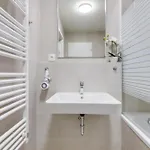Holesovice Retreat, Balcony, Air-con And Secure Parking