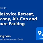 Holesovice Retreat, Balcony, Air-con And Secure Parking *
