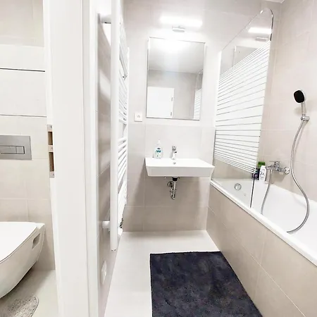 Apartment Center Comfort Apartment, Balcony, Parking! Prague