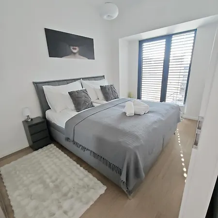 Apartment Center Comfort Apartment, Balcony, Parking! *